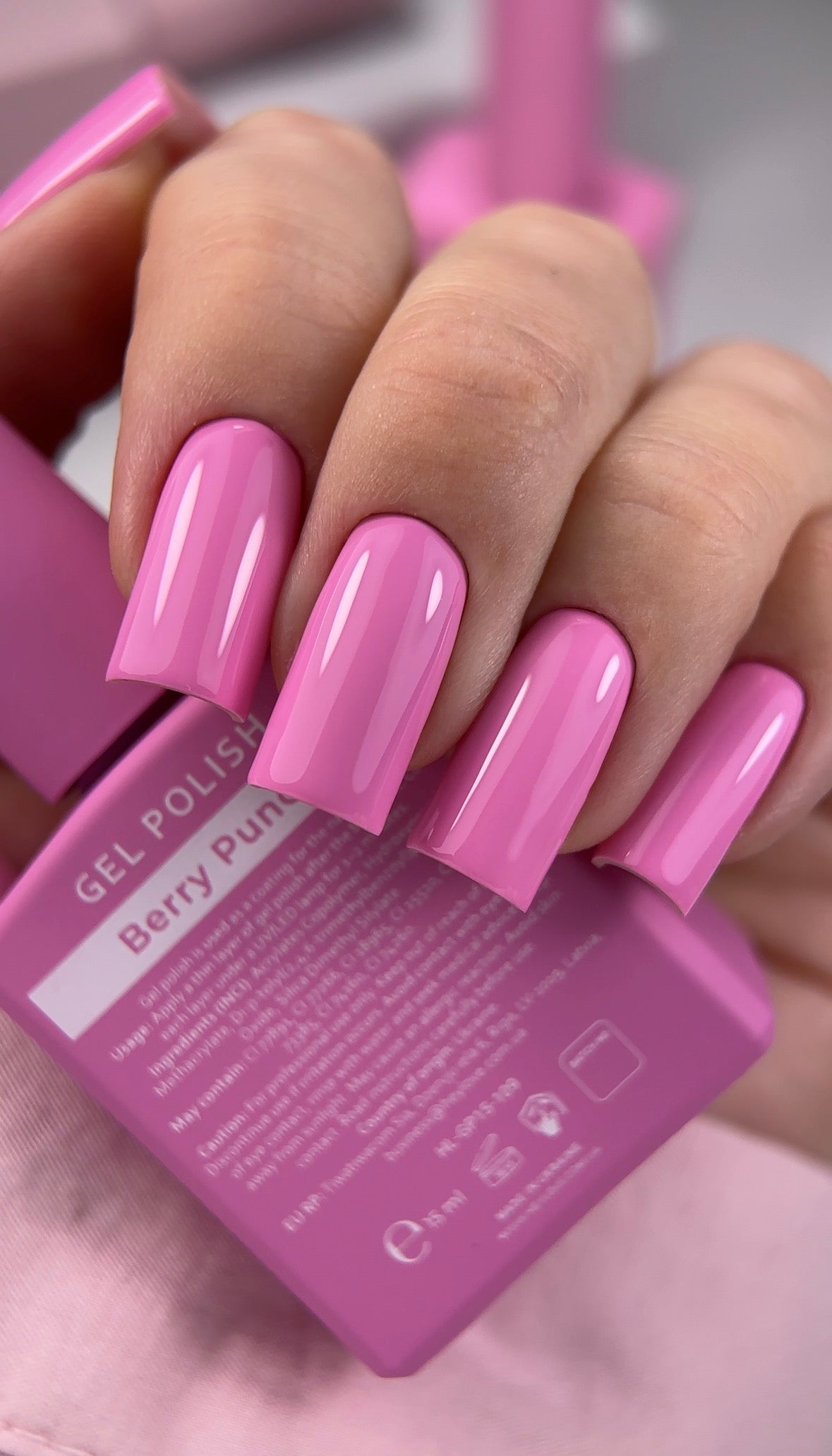 NYHED HeyLove Gel Polish - BERRY PUNCH