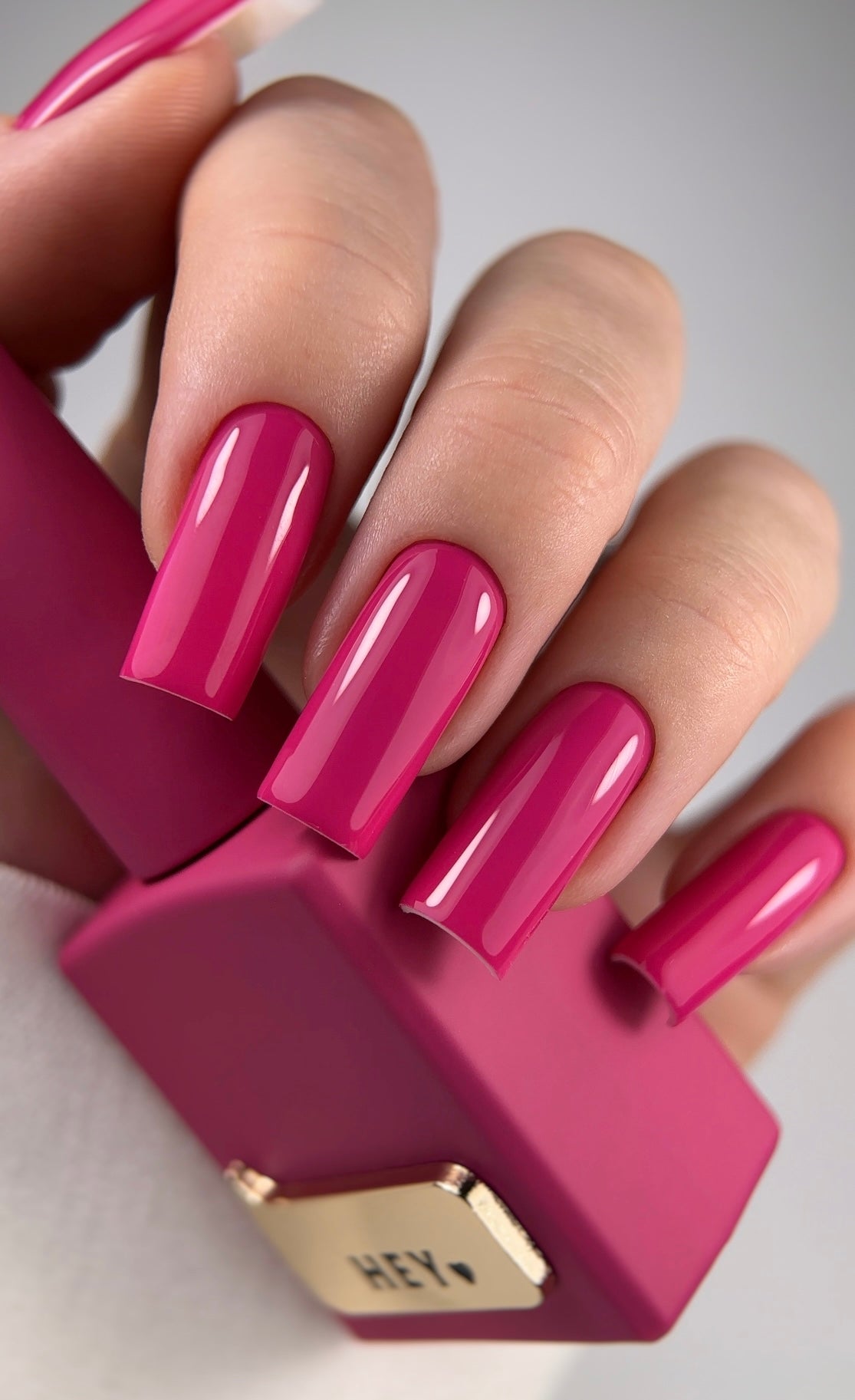 HeyLove Gel Polish - Viva Magenta