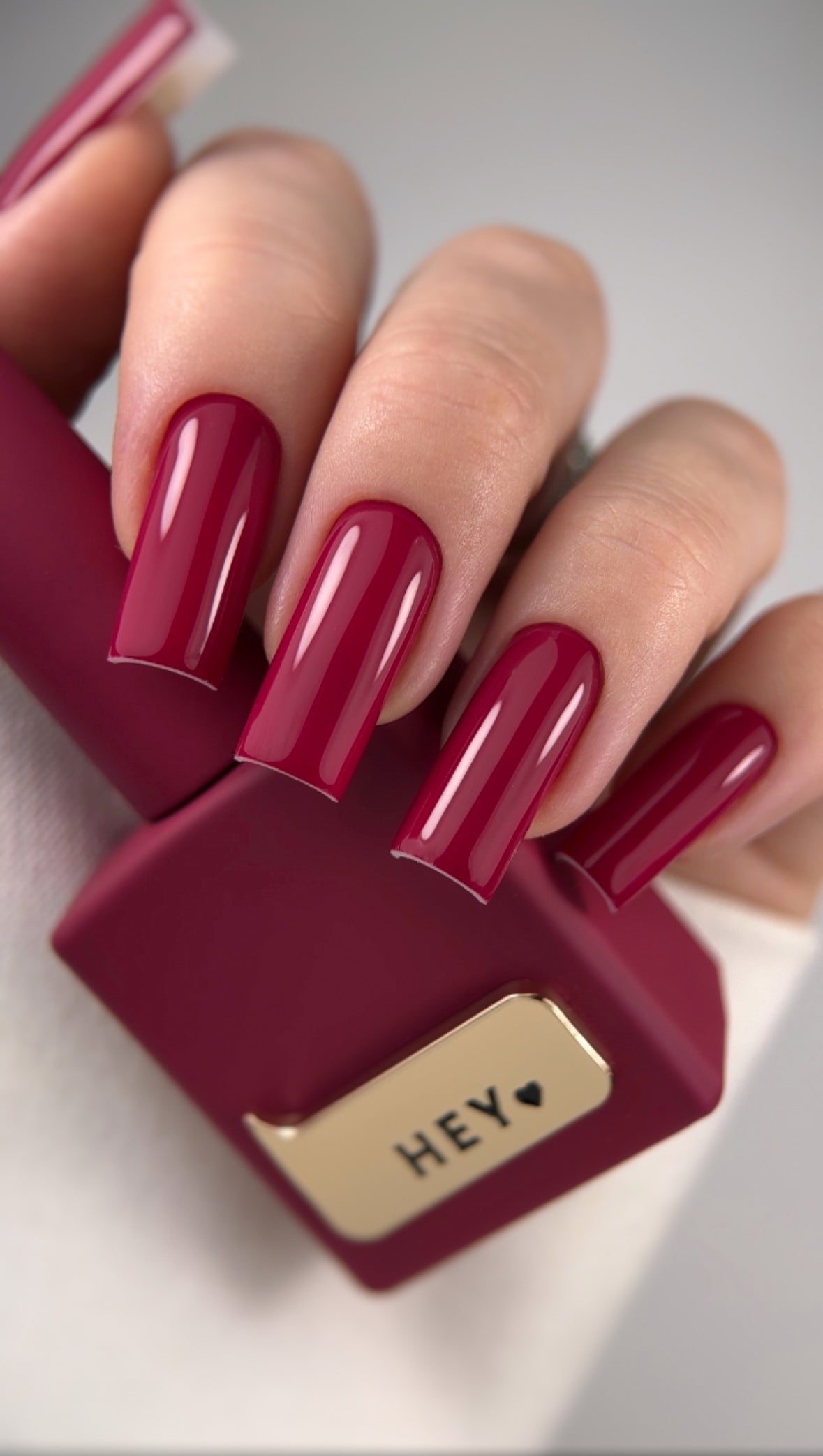 HeyLove Gel Polish - Rhubarb