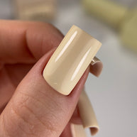NYHED HeyLove Gel Polish - CANNOLI CREAM