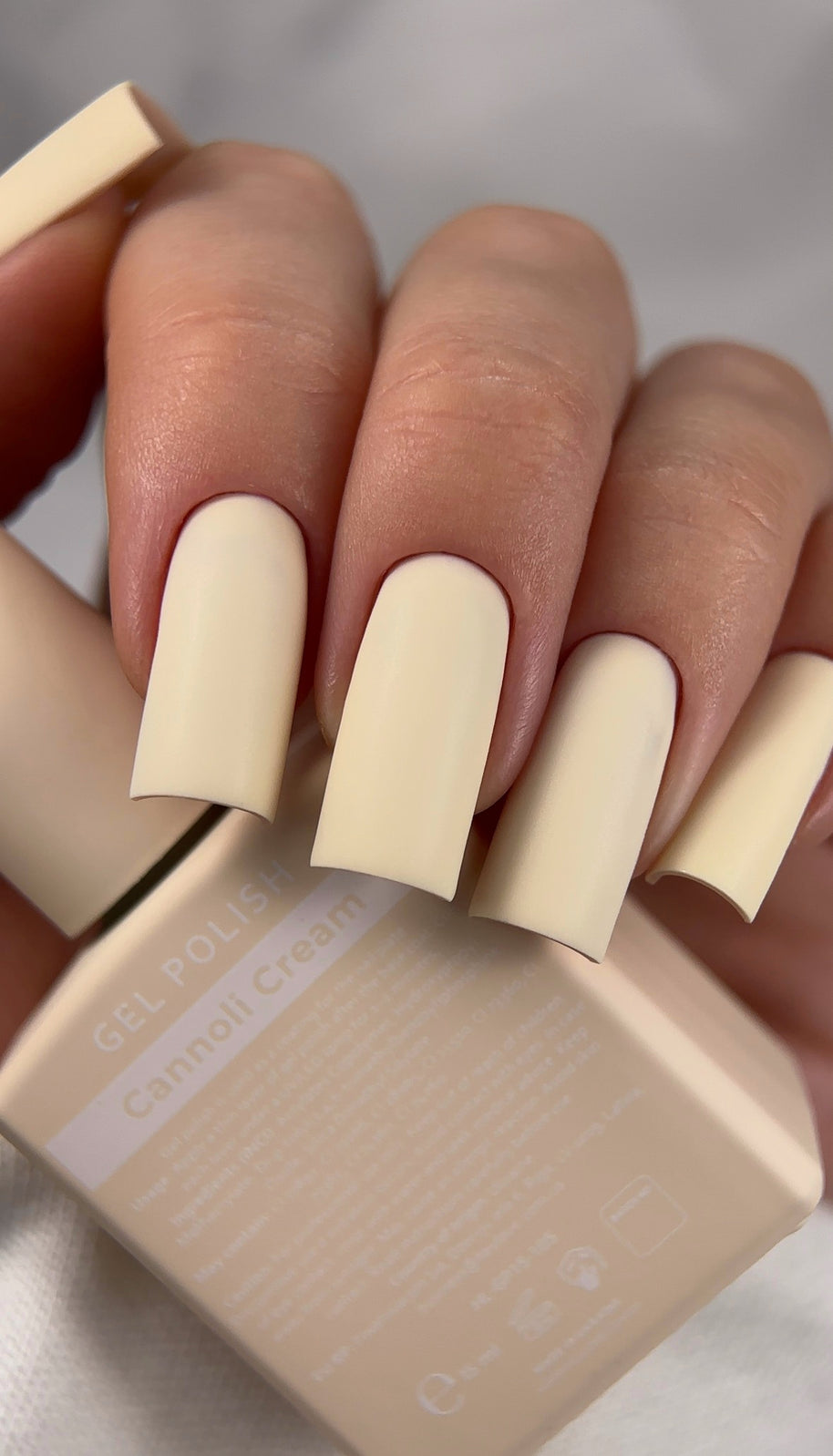 NYHED HeyLove Gel Polish - CANNOLI CREAM