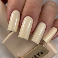 NYHED HeyLove Gel Polish - CANNOLI CREAM