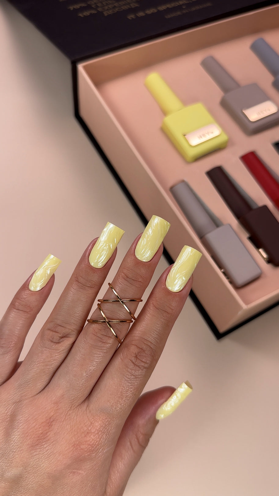 HeyLove Gel Polish Citron, 15 ml