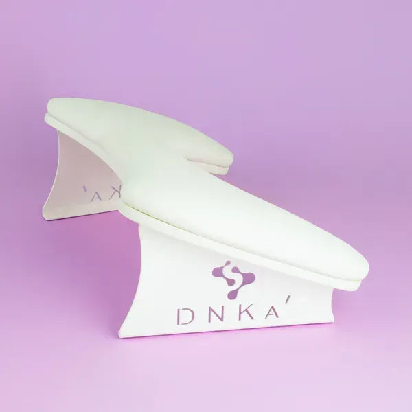 DNKA’ Anatomical Armrest